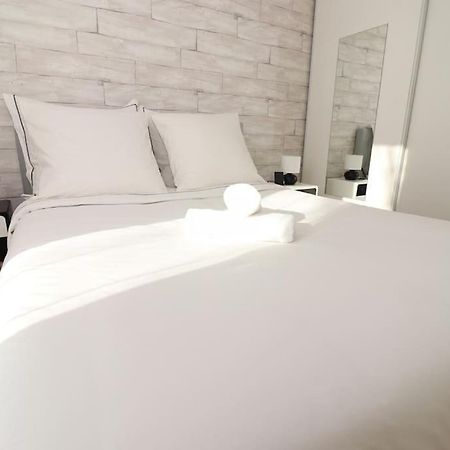 Votre Confort La Cosy Cocoon Courcouronnes Buitenkant foto